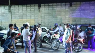 La petición de los agentes policiales surge luego de la muerte violenta de un miembro de la Policía Nacional en Tegucigalpa.