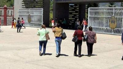 Estudiantes en el campus de la Unah en la capital hondureña.