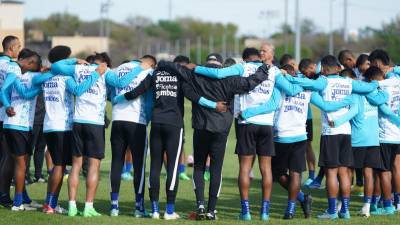 Honduras buscará curar sus heridas ante El Salvador luego de la dolorosa caída de 3-1 ante Costa Rica que dejó a la H sin poder clasificar a la Copa América.