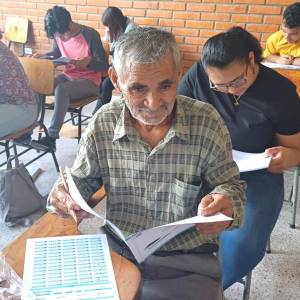 A sus 74 años, abuelo de Copán busca ingresar a la universidad