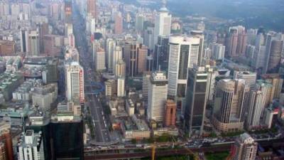 La ciudad de Shenzhen en China tiene más habitantes que Honduras, 10.5 millones.