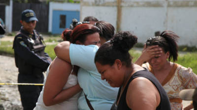 En Honduras hay en promedio 20 homicidios diarios. A diario decenas de familias lloran a sus víctimas de la violencia.