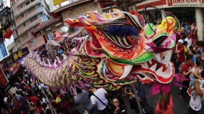 El 'mono de fuego', con el valor añadido de que se trata de una alineación astral que ocurre cada 60 años, se considera que trae buena fortuna.