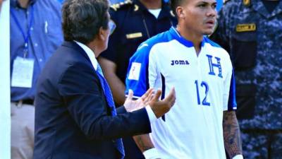 Jorge Luis Pinto lamentó la muerte de Arnold Peralta. Foto Amilcar Izaguirre