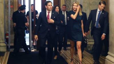 El senador republicano Marco Rubio junto a la hija del presidente Donald Trump, Ivanka Trump.