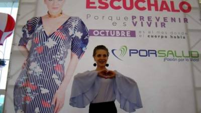 La actriz mexicana Edith González cuando vino a Honduras para una campaña de Por Salud, quien la trajo para que compartiera su experiencia.