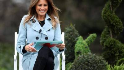 La Casa Blanca se negó hoy a comentar sobre el proceso de nacionalización de los padres de Melania Trump.