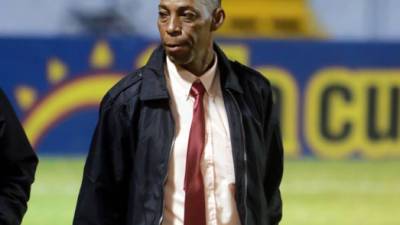 Guillermo Bernárdez, entrenador del Platense.