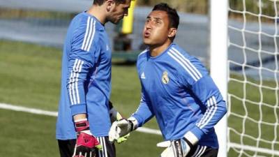 Keylor Navas e Iker Casillas en un entrenamiento del Real Madrid.