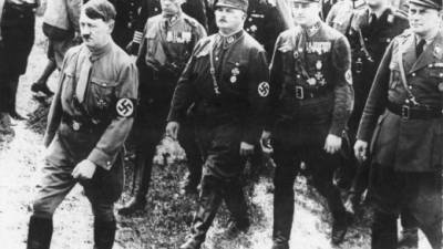 Hitler lideró un potente ejército con armas muy sofisticadas y tecnológicas con las que estuvo a punto de conquistar a Europa.