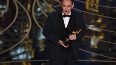 El británico Mark Rylance ganó el Óscar a Mejor actor de reparto por interpretar a un espía ruso en 'Puente de espías'.