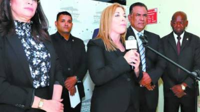 Los consejeros del CNE consideraron que con un plebiscito se debe de consultar sobre la reelección.