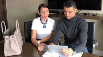 El portugués Cristiano Ronaldo ha sido una máquina de hacer goles con el Manchester United, Real Madrid y ahora con la Juventus, pero también es una verdadera franquicia para realizar negocios. Conocé en qué invierte su dinero el crack luso.