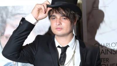 (FILES) In this file photo taken on May 20, 2012 British actor Pete Doherty poses during the photocall of 'Confession of a Child of the Century' presented in the Un Certain Regard selection at the 65th Cannes film festival in Cannes. - British rocker Pete Doherty was arrested and taken into custody in Paris November 8, 2019 after being caught buying cocaine, a French police source told AFP. The former Libertines frontman tried to resist arrest after being caught in the early hours of November 8 carrying two packets of cocaine, one of which he had partly consumed, the source said. (Photo by LOIC VENANCE / AFP)