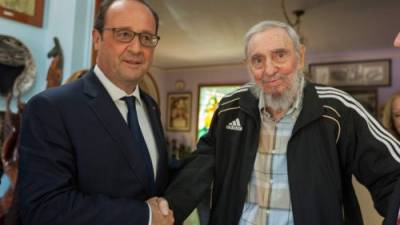 Fidel le agradeció a Hollande su visita y su interés en establecer los intereses franceses en la isla.