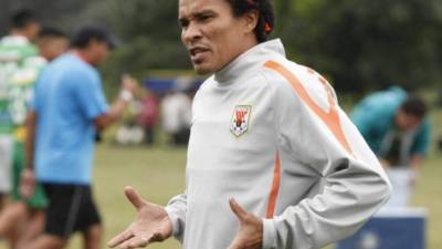 'Rambo' lamentó que en Honduras no se les la oportunidad suficiente a los jugadores experimentados.