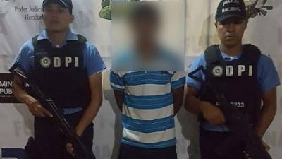 De acuerdo al informe policial el adolescente fue denunciado por testigos protegidos.