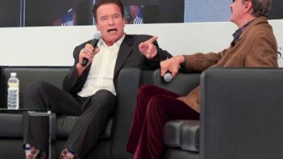 El actor y exgobernador del estado de California Arnold Schwarzenegger y el expresidente de México Vicente Fox. EFE
