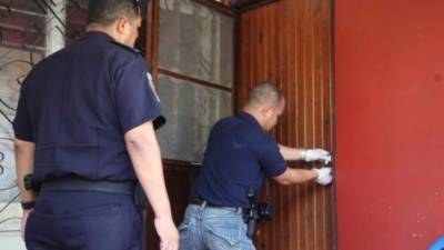 La dueña del apartamento de Espinal proporcionó las llaves a los agentes para ingresar y hacer las inspecciones.