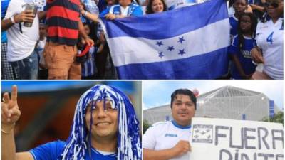 Se fue la tormenta eléctrica y los catrachos no los detiene ni la lluvia y han comenzado a llegar al BBVA Compass de Houston donde jugará la Selección de Honduras frente a Guayana Francesa. Hasta la renuncia le han pedido en un sector a Pinto.