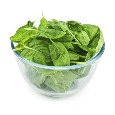 spinach isolated on white background