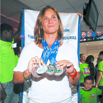 8. Ana Fortín pasó de la natación a la política con gran éxito.