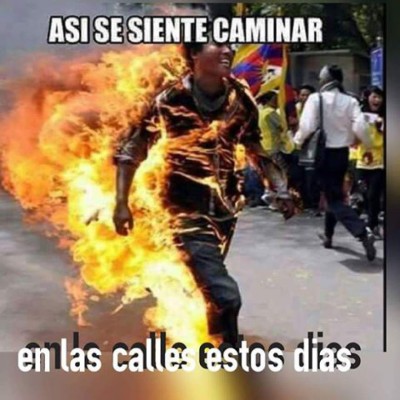 Con memes sampedranos se desahogan del calor