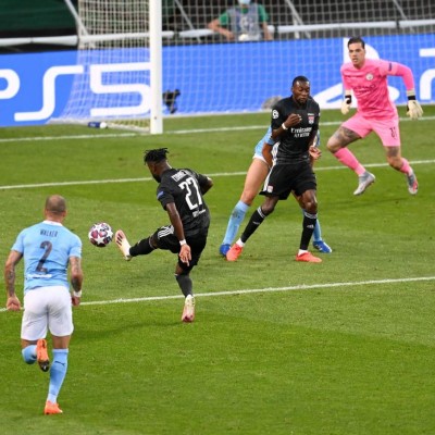 VIDEO: El gol con el que abrió el marcador el Lyon contra Manchester City