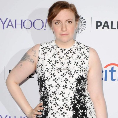 A Lena Dunham no le importa trabajar si ropa