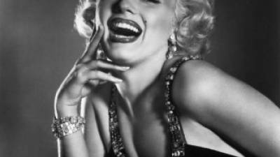 Marilyn Monroe cumpliría el primero de junio 90 años de edad. Es una de las actrices estadounidenses de cine más populares del siglo XX.