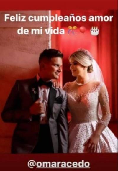 La boda secreta se celebró el pasado 27 de diciembre, y fue la propia Daniella quien reveló las primeras imágenes de su enlace con el cantante reguetonero Omar Acedo en las redes sociales.