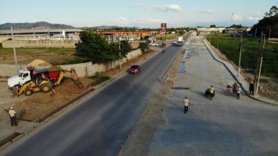 En la 27 calle desde el segundo anillo hasta el bulevar del este se realiza una gran inversión.