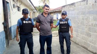 Capturan a un hombre acusado de abusar de su hija en El Progreso, Yoro.