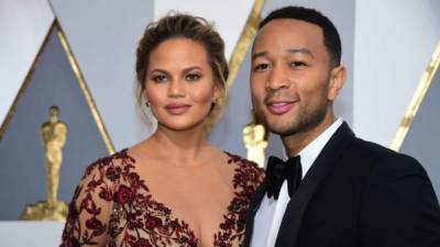 Chrissy Teigen y John Legend.