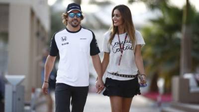 Lara Álvarez y Fernando Alonso parecían ser una pareja comprometida y feliz.