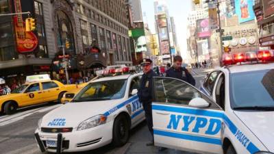 La policía de Nueva York ha redoblado la seguridad en la icónica plaza Time Square.