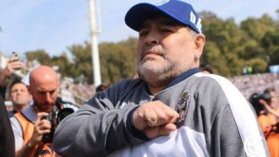 Diego Armando Maradona le envió un mensaje de voz a la pareja de su ex haciéndole un particular pedido.