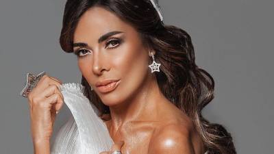 Gloria Trevi nació el 15 de febrero de 1968, tuvo tres hijos, dos varones y una hija, siendo esta la primera, que desafortunadamente falleció recién nacida en Brasil. Actualmente está casada con Armando Gómez y sus dos hijos siguen ahora sus pasos como cantantes.