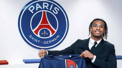 Cher Ndour es nuevo jugador del París Saint Germain.