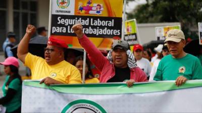 Trabajadores de Honduras marchando el 1 de mayo | Fotografía de archivo