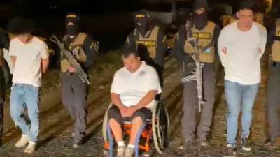 Los individuos, uno de ellos en silla de ruedas, fueron detenidos luego de trasladarse hasta La Ceiba para cometer el crimen múltiple, que fue frustrado por la Dipampco.