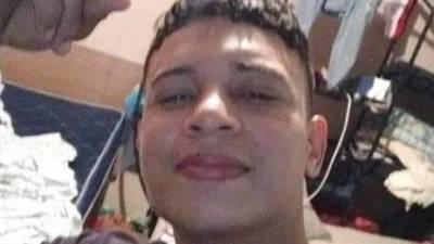 Fotografía en vida de Austin Bonilla Masier (22 años), joven asesinado en La Ceiba.