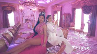 La colombiana esta dando de que hablar con su reciente video musical estrenado el fin de semana en colaboración con la rapera Nicki Minaj.