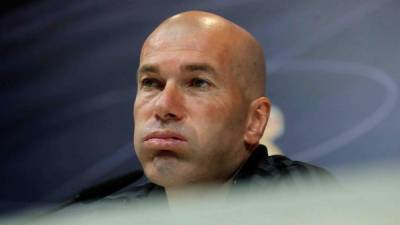 Zidane espera que sus dirigidos puedan vencer al Barcelona. FOTO EFE / EFE/Juan Carlos Hidalgo.
