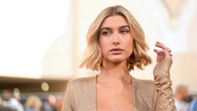 La modelo estadounidense Hailey Baldwin se ha mostrado arrepentida por su actitud. AFP