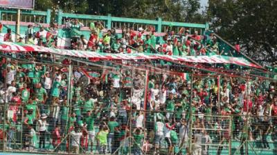 El estadio del Marathón tien un aforo para aproximadamente 7.000 espectadores.