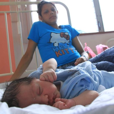 Unas 500 adolescentes dan a luz cada mes en San Pedro Sula