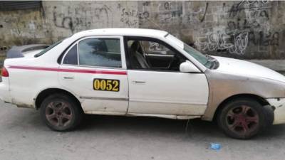 El taxi de Juan Antonio Ramírez García fue encontrado hoy en una colona de Choloma.