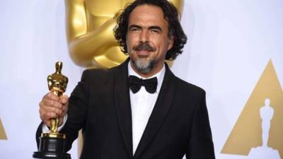 El director Alejandro G. Iñárritu fue galardonado con el premio a mejor director por su película 'El Renacido' en los Oscar's 2016.