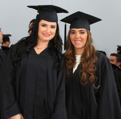 Unitec y Ceutec celebra graduaciones